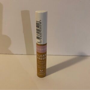 COVERGIRL Clean Fresh Hydrating Concealer, 410  Rich / Deep , 0.23 oz